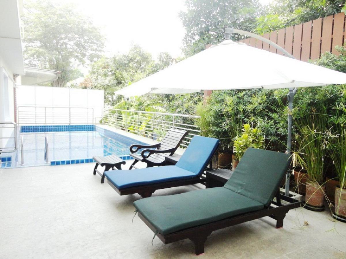 Charming Resident At Ekkamai From Studio Unit Up To 2 Bedroom Apartment バンコク都 エクステリア 写真