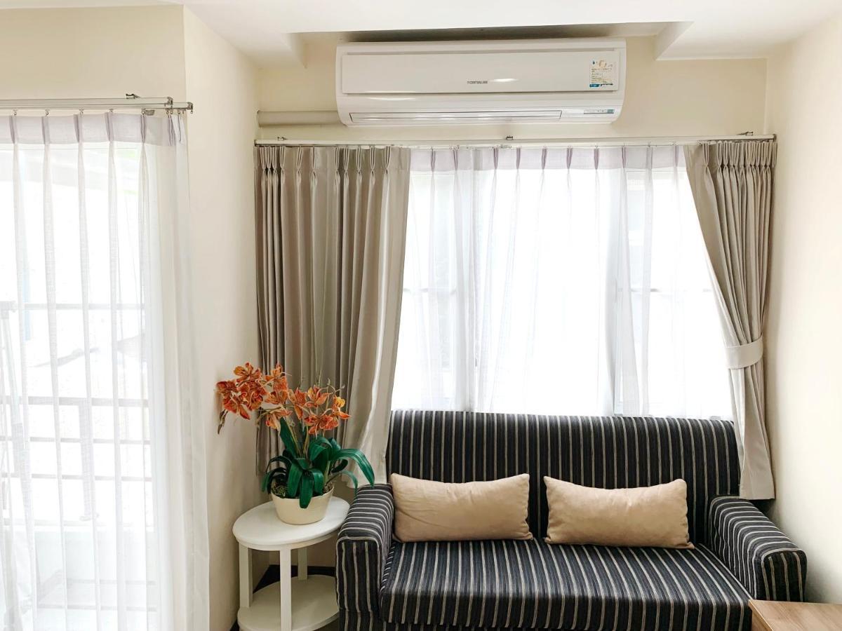 Charming Resident At Ekkamai From Studio Unit Up To 2 Bedroom Apartment バンコク都 エクステリア 写真