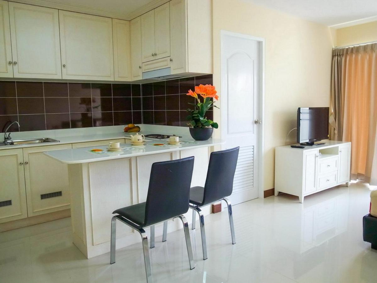 Charming Resident At Ekkamai From Studio Unit Up To 2 Bedroom Apartment バンコク都 エクステリア 写真