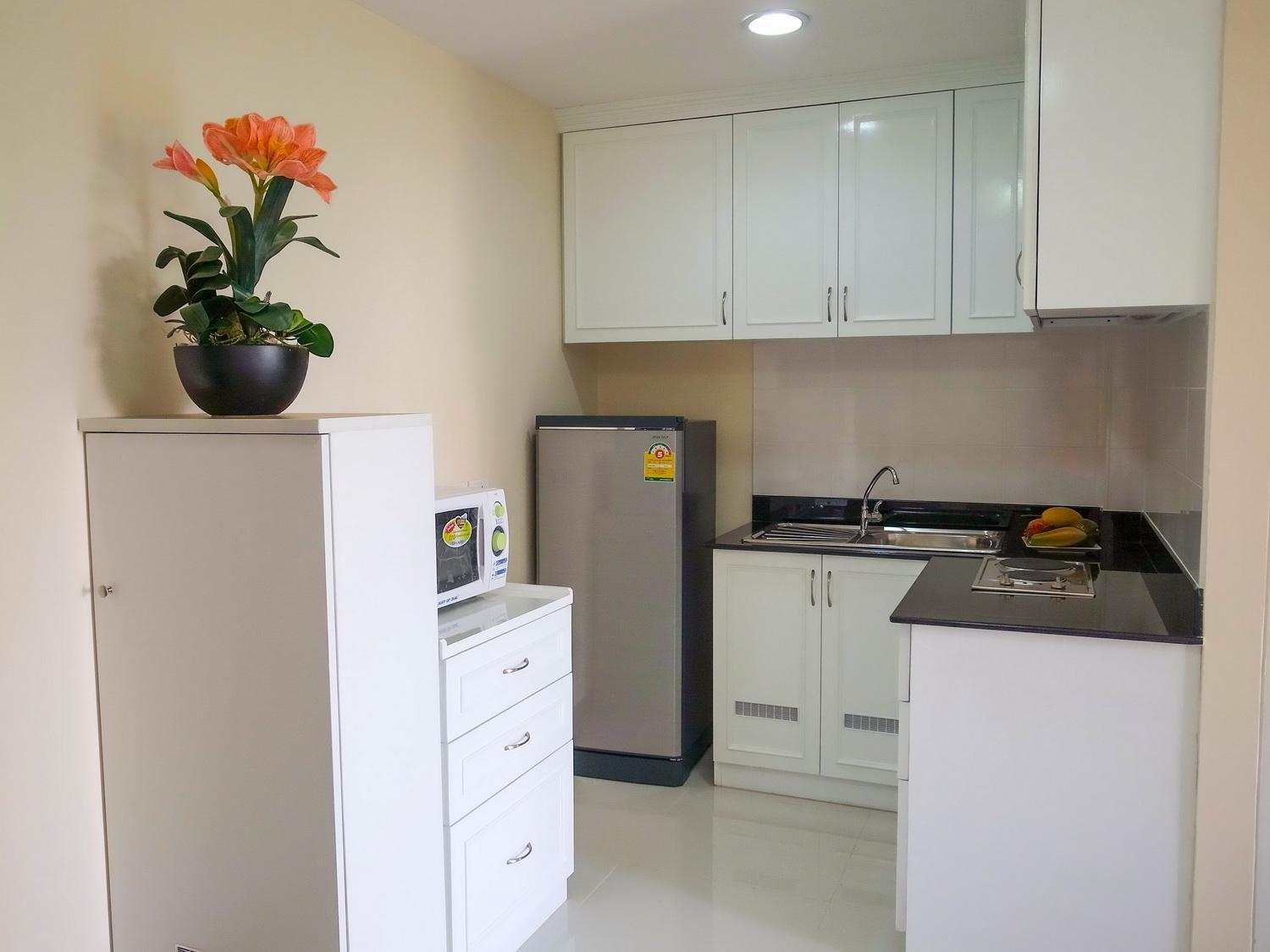 Charming Resident At Ekkamai From Studio Unit Up To 2 Bedroom Apartment バンコク都 エクステリア 写真